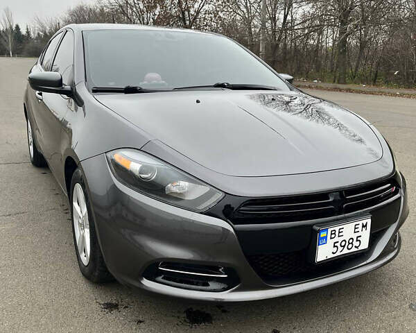 Сірий Додж Дарт, об'ємом двигуна 2.36 л та пробігом 135 тис. км за 8700 $, фото 1 на Automoto.ua