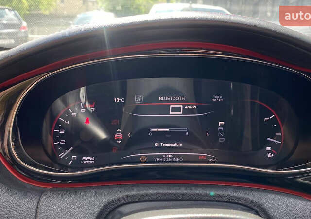 Сірий Додж Дарт, об'ємом двигуна 2.4 л та пробігом 145 тис. км за 8400 $, фото 14 на Automoto.ua