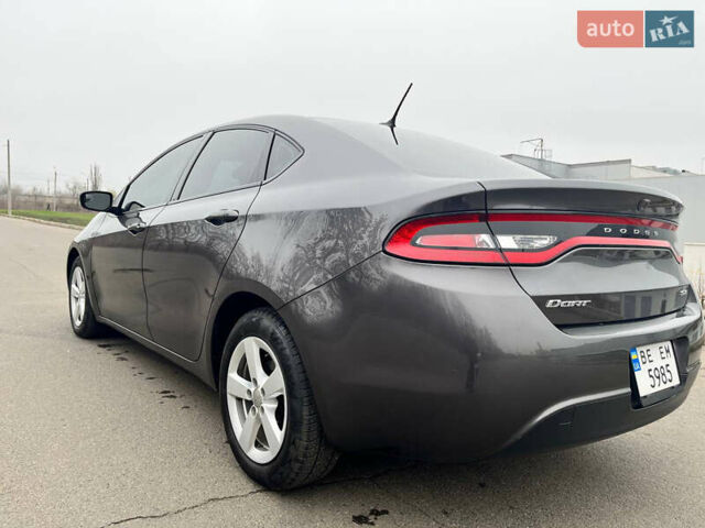 Сірий Додж Дарт, об'ємом двигуна 2.36 л та пробігом 135 тис. км за 8700 $, фото 12 на Automoto.ua