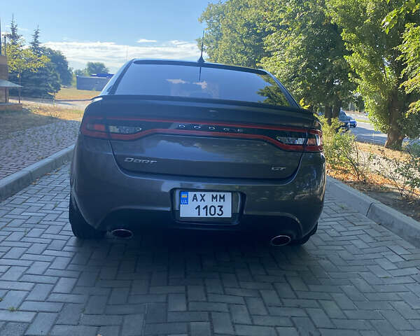 Сірий Додж Дарт, об'ємом двигуна 2.4 л та пробігом 107 тис. км за 7000 $, фото 8 на Automoto.ua