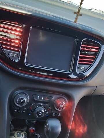 Серый Додж Дарт, объемом двигателя 2.4 л и пробегом 100 тыс. км за 9300 $, фото 19 на Automoto.ua