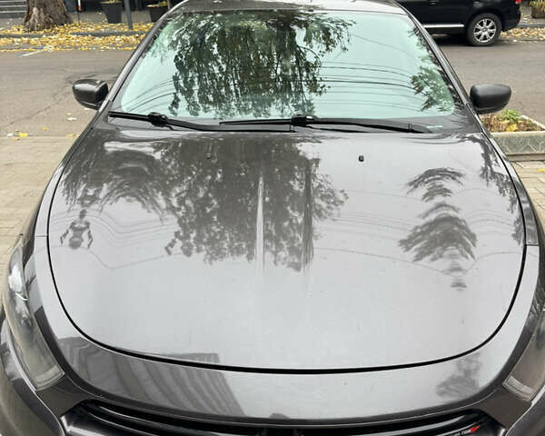 Серый Додж Дарт, объемом двигателя 2.36 л и пробегом 182 тыс. км за 7700 $, фото 5 на Automoto.ua