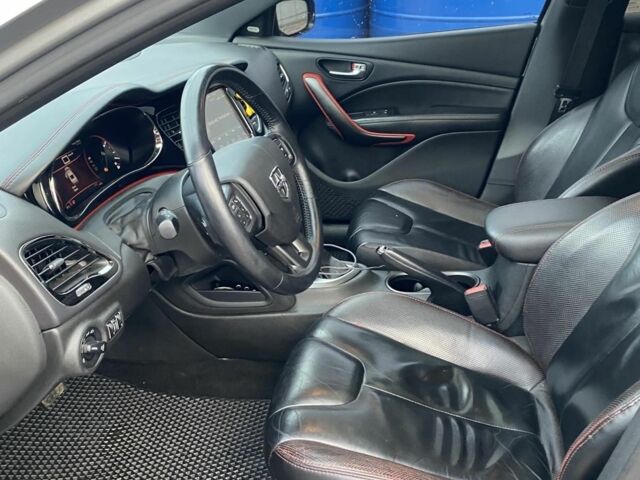 Сірий Додж Дарт, об'ємом двигуна 2.4 л та пробігом 170 тис. км за 9600 $, фото 4 на Automoto.ua