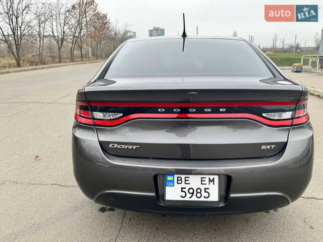 Сірий Додж Дарт, об'ємом двигуна 2.36 л та пробігом 135 тис. км за 8700 $, фото 11 на Automoto.ua