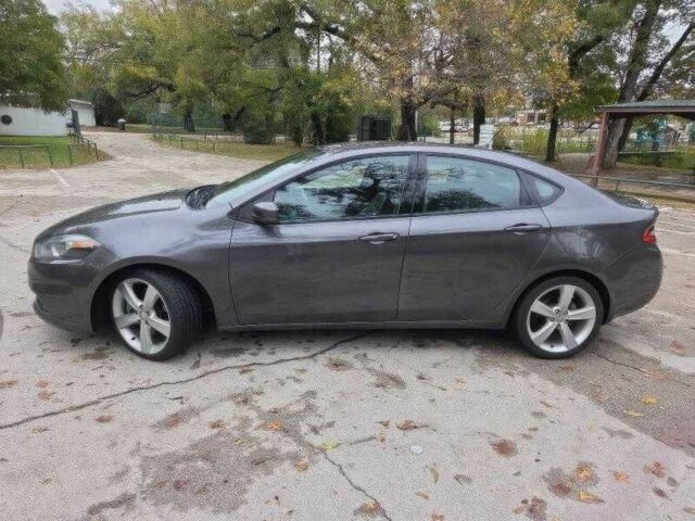 Сірий Додж Дарт, об'ємом двигуна 2.4 л та пробігом 98 тис. км за 6000 $, фото 3 на Automoto.ua