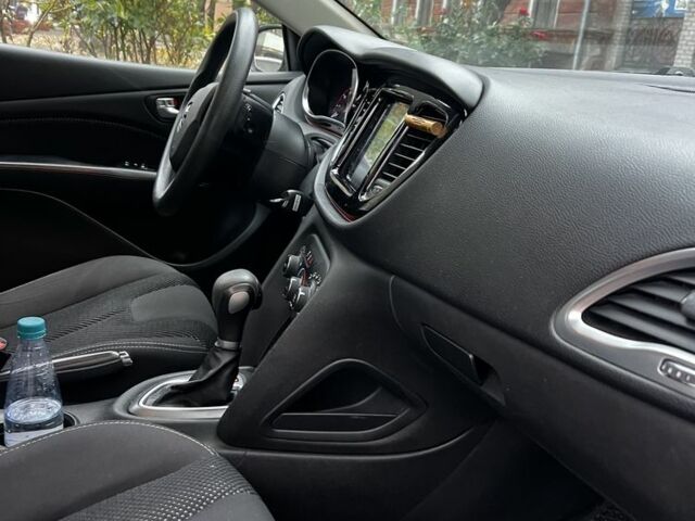 Серый Додж Дарт, объемом двигателя 2.4 л и пробегом 182 тыс. км за 7700 $, фото 15 на Automoto.ua