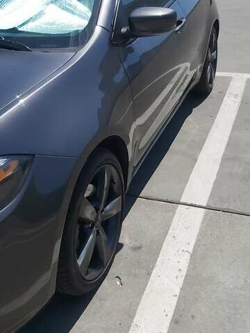 Серый Додж Дарт, объемом двигателя 2.4 л и пробегом 100 тыс. км за 9300 $, фото 35 на Automoto.ua