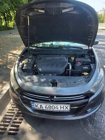 Серый Додж Дарт, объемом двигателя 2.4 л и пробегом 100 тыс. км за 9300 $, фото 1 на Automoto.ua