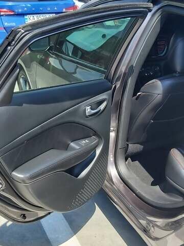 Серый Додж Дарт, объемом двигателя 2.4 л и пробегом 100 тыс. км за 9300 $, фото 34 на Automoto.ua