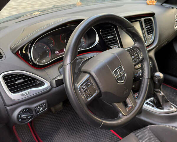 Сірий Додж Дарт, об'ємом двигуна 2.36 л та пробігом 117 тис. км за 8900 $, фото 14 на Automoto.ua