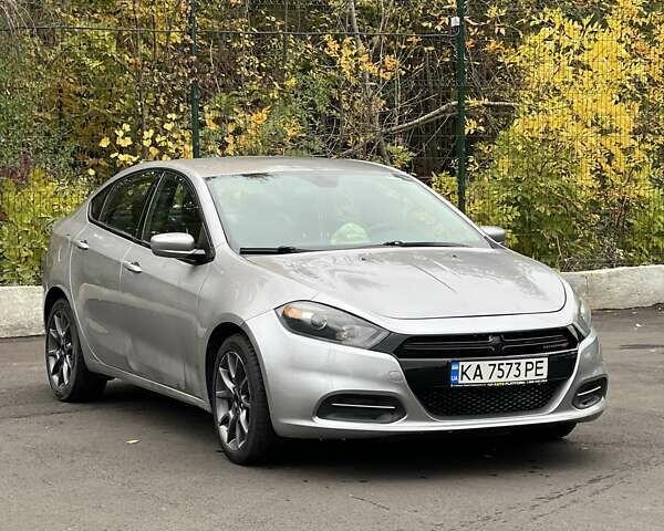 Серый Додж Дарт, объемом двигателя 2 л и пробегом 77 тыс. км за 8100 $, фото 2 на Automoto.ua