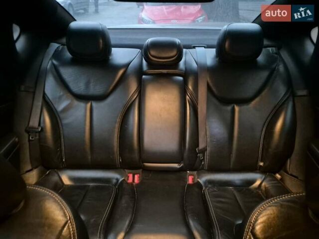 Синий Додж Дарт, объемом двигателя 1.37 л и пробегом 260 тыс. км за 5200 $, фото 4 на Automoto.ua