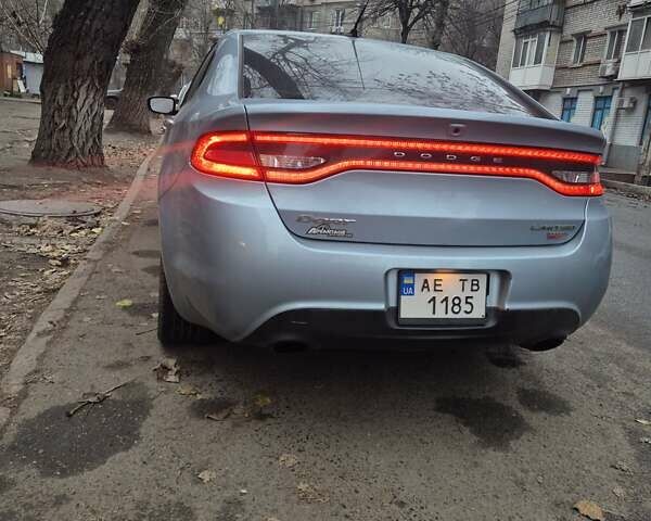 Синий Додж Дарт, объемом двигателя 1.37 л и пробегом 260 тыс. км за 5200 $, фото 2 на Automoto.ua