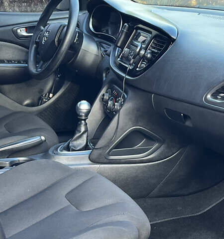 Синий Додж Дарт, объемом двигателя 2 л и пробегом 326 тыс. км за 7500 $, фото 17 на Automoto.ua