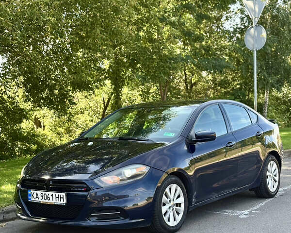 Синий Додж Дарт, объемом двигателя 2.4 л и пробегом 180 тыс. км за 6250 $, фото 3 на Automoto.ua