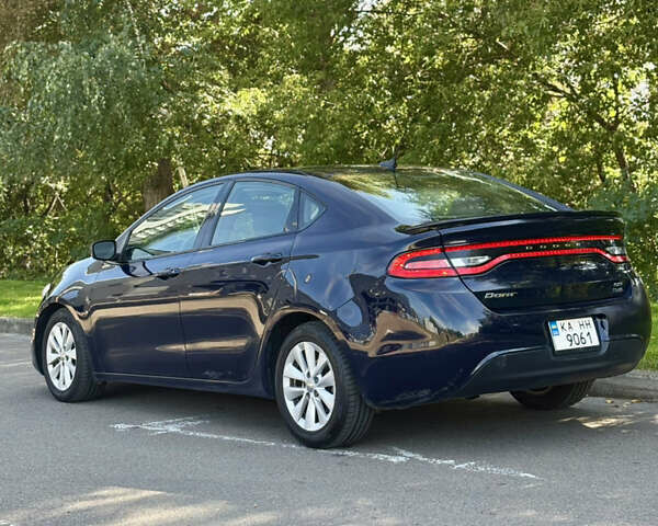 Синий Додж Дарт, объемом двигателя 2.4 л и пробегом 180 тыс. км за 5999 $, фото 5 на Automoto.ua
