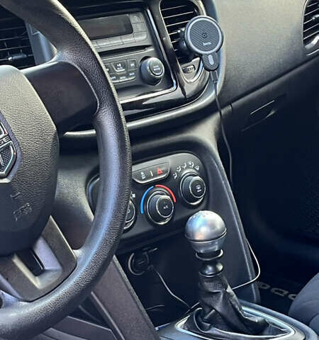 Синий Додж Дарт, объемом двигателя 2 л и пробегом 326 тыс. км за 7500 $, фото 14 на Automoto.ua