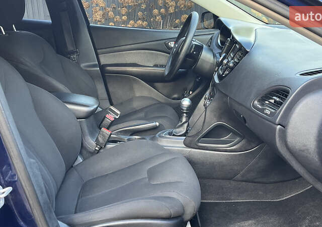 Синий Додж Дарт, объемом двигателя 2 л и пробегом 326 тыс. км за 7500 $, фото 19 на Automoto.ua