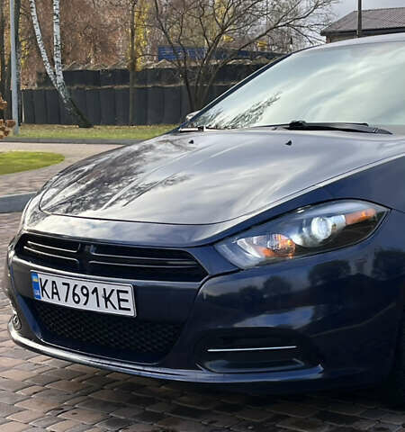 Синий Додж Дарт, объемом двигателя 2 л и пробегом 326 тыс. км за 7500 $, фото 3 на Automoto.ua