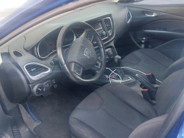 Синій Додж Дарт, об'ємом двигуна 2 л та пробігом 290 тис. км за 5602 $, фото 5 на Automoto.ua