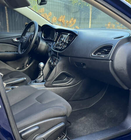 Синий Додж Дарт, объемом двигателя 2 л и пробегом 326 тыс. км за 7500 $, фото 16 на Automoto.ua