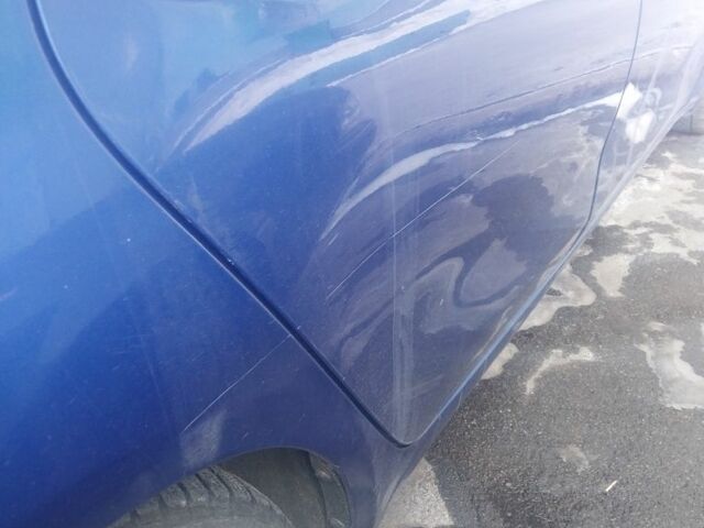 Синій Додж Дарт, об'ємом двигуна 2 л та пробігом 290 тис. км за 5602 $, фото 9 на Automoto.ua