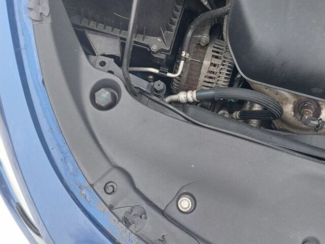 Синій Додж Дарт, об'ємом двигуна 2 л та пробігом 290 тис. км за 5602 $, фото 13 на Automoto.ua