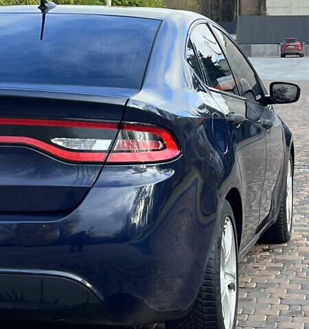 Синий Додж Дарт, объемом двигателя 2 л и пробегом 326 тыс. км за 7500 $, фото 6 на Automoto.ua