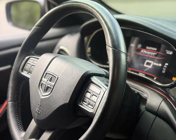 Синій Додж Дарт, об'ємом двигуна 2.4 л та пробігом 22 тис. км за 8499 $, фото 18 на Automoto.ua