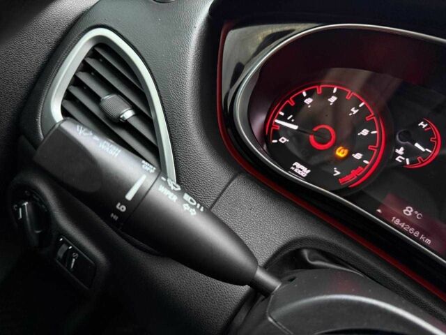 Синий Додж Дарт, объемом двигателя 0 л и пробегом 187 тыс. км за 7490 $, фото 18 на Automoto.ua