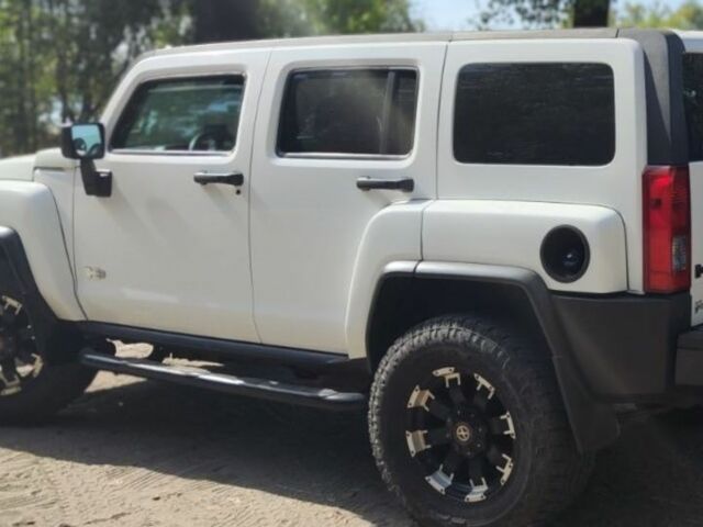 Белый Додж Другая, объемом двигателя 3.7 л и пробегом 244 тыс. км за 23000 $, фото 1 на Automoto.ua