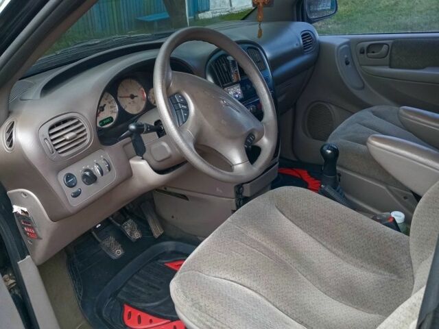 Черный Додж Другая, объемом двигателя 2.5 л и пробегом 177 тыс. км за 3333 $, фото 5 на Automoto.ua