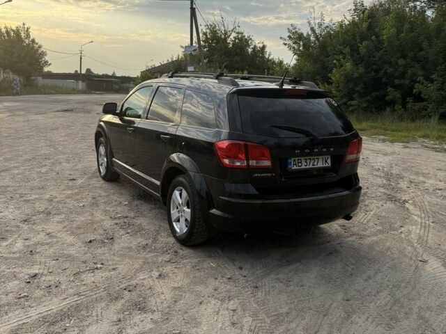 Чорний Додж Інша, об'ємом двигуна 2.4 л та пробігом 255 тис. км за 7000 $, фото 2 на Automoto.ua