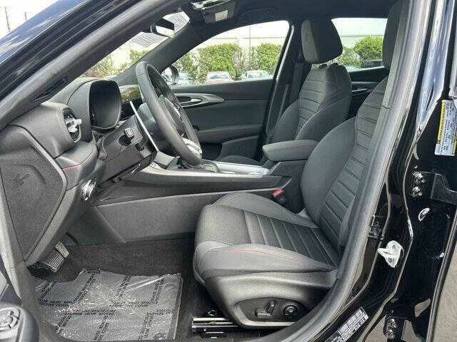 Черный Додж Другая, объемом двигателя 1.3 л и пробегом 3 тыс. км за 7100 $, фото 5 на Automoto.ua