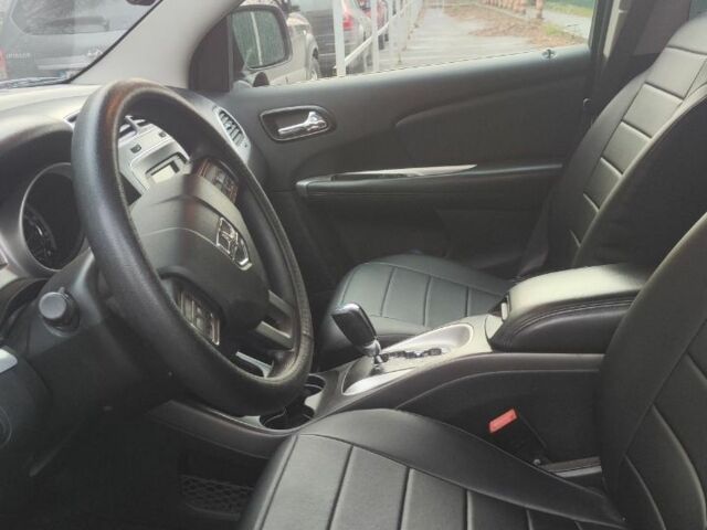 Красный Додж Другая, объемом двигателя 2.4 л и пробегом 77 тыс. км за 13500 $, фото 7 на Automoto.ua