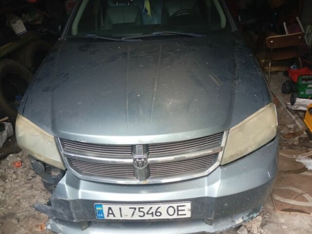 Сірий Додж Інша, об'ємом двигуна 2.4 л та пробігом 250 тис. км за 2508 $, фото 2 на Automoto.ua