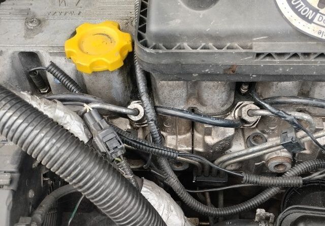 Синий Додж Другая, объемом двигателя 2.5 л и пробегом 360 тыс. км за 2700 $, фото 7 на Automoto.ua