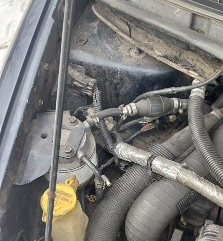 Синий Додж Другая, объемом двигателя 2.5 л и пробегом 360 тыс. км за 2700 $, фото 6 на Automoto.ua