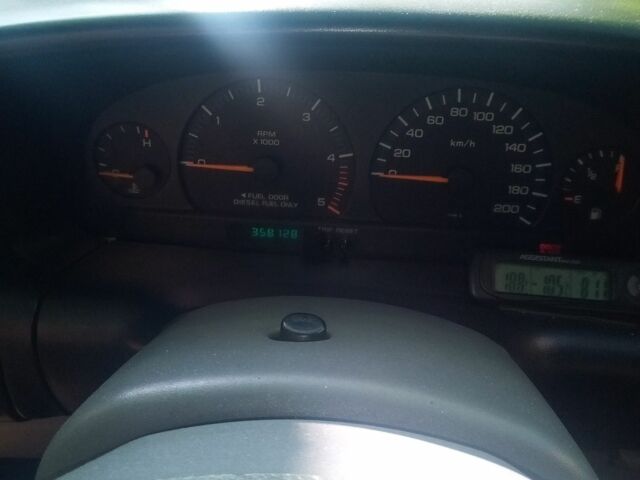 Зеленый Додж Другая, объемом двигателя 2.5 л и пробегом 362 тыс. км за 3500 $, фото 2 на Automoto.ua