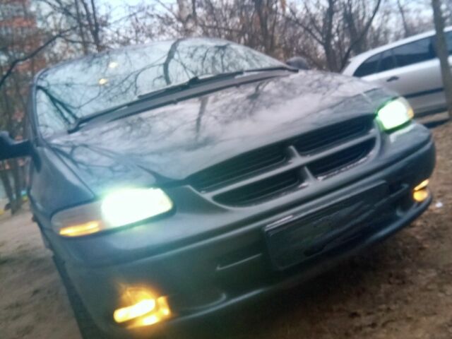 Зеленый Додж Другая, объемом двигателя 2.5 л и пробегом 362 тыс. км за 3500 $, фото 3 на Automoto.ua