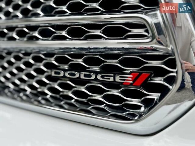 Белый Додж Дюранго, объемом двигателя 3.6 л и пробегом 116 тыс. км за 22900 $, фото 6 на Automoto.ua