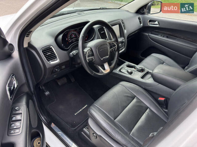 Белый Додж Дюранго, объемом двигателя 3.6 л и пробегом 116 тыс. км за 22900 $, фото 22 на Automoto.ua