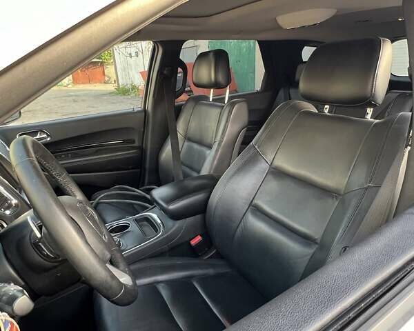 Білий Додж Durango, об'ємом двигуна 3.6 л та пробігом 100 тис. км за 23800 $, фото 4 на Automoto.ua