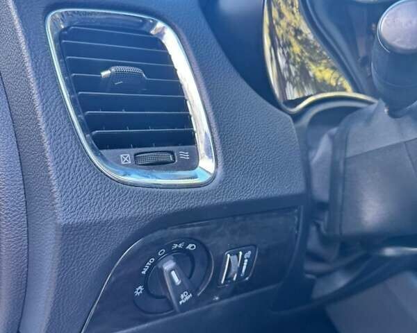 Білий Додж Durango, об'ємом двигуна 3.6 л та пробігом 209 тис. км за 23000 $, фото 19 на Automoto.ua