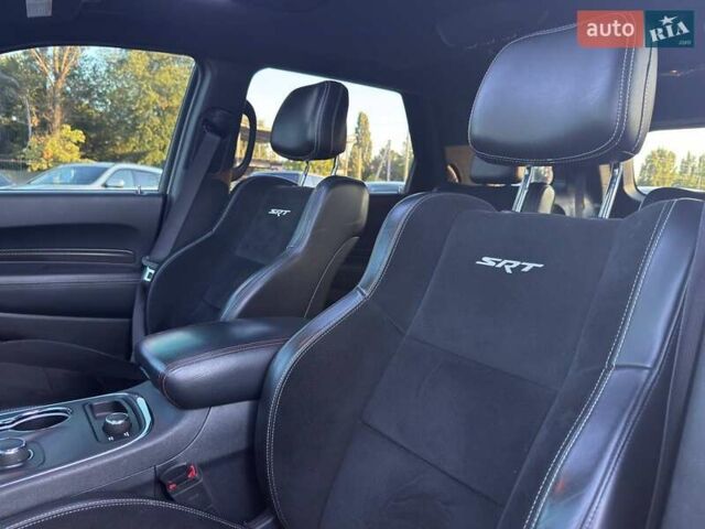 Белый Додж Дюранго, объемом двигателя 5.65 л и пробегом 106 тыс. км за 29000 $, фото 13 на Automoto.ua