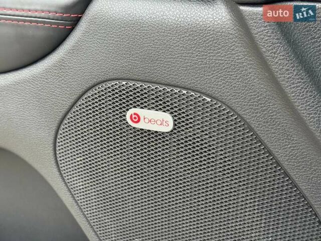 Белый Додж Дюранго, объемом двигателя 5.65 л и пробегом 150 тыс. км за 28500 $, фото 45 на Automoto.ua