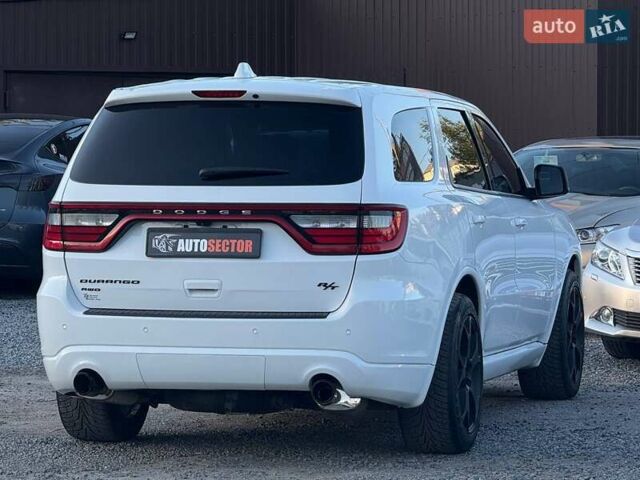 Белый Додж Дюранго, объемом двигателя 5.65 л и пробегом 106 тыс. км за 29000 $, фото 7 на Automoto.ua