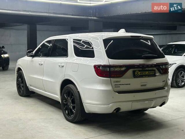 Белый Додж Дюранго, объемом двигателя 3.61 л и пробегом 260 тыс. км за 20500 $, фото 3 на Automoto.ua