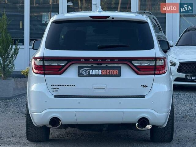 Белый Додж Дюранго, объемом двигателя 5.65 л и пробегом 106 тыс. км за 29000 $, фото 5 на Automoto.ua