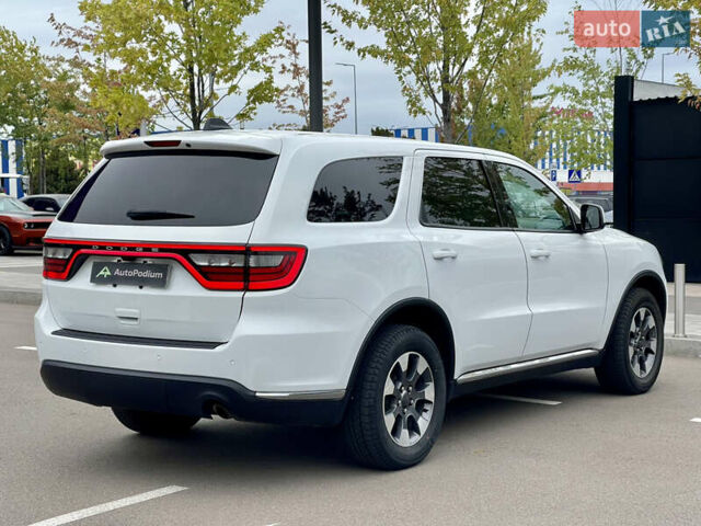 Белый Додж Дюранго, объемом двигателя 3.6 л и пробегом 160 тыс. км за 17777 $, фото 7 на Automoto.ua
